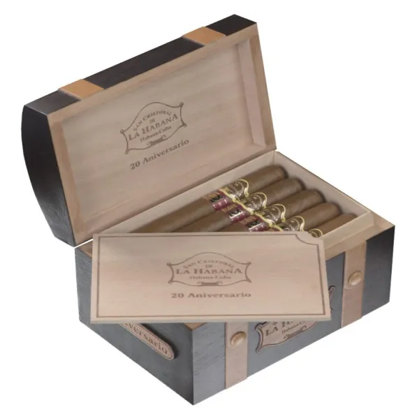 San Cristobal Bastiones Puro 5's FREESHOP